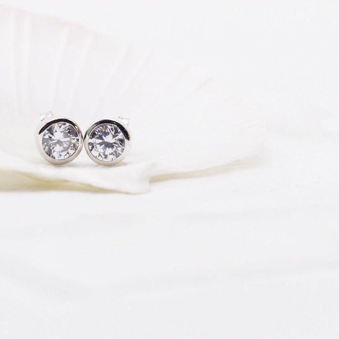 How Are Lab-Created Diamonds Becoming More Popular? - New World Diamonds - fine jewelry, engagement rings and great gifts