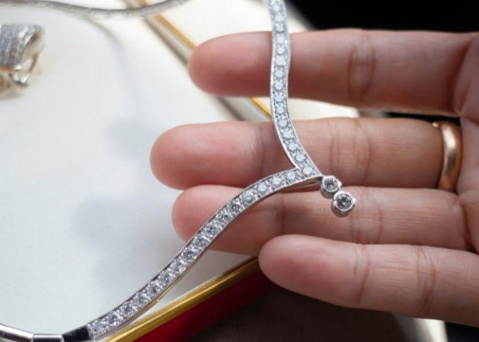 Perfect and Unique Bridal Sets for the Bride-To-Be - New World Diamonds - fine jewelry, engagement rings and great gifts