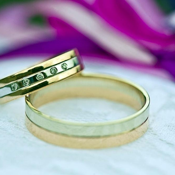 White Gold vs. Yellow Gold. Know the Difference - New World Diamonds - fine jewelry, engagement rings and great gifts