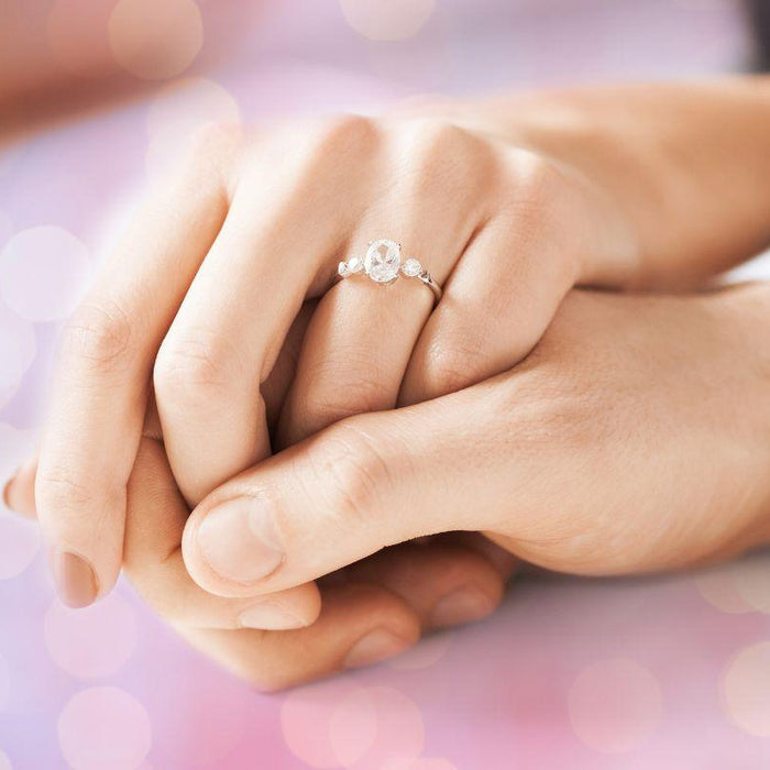 Why should you choose an oval engagement ring with Wedding Band - New World Diamonds - fine jewelry, engagement rings and great gifts