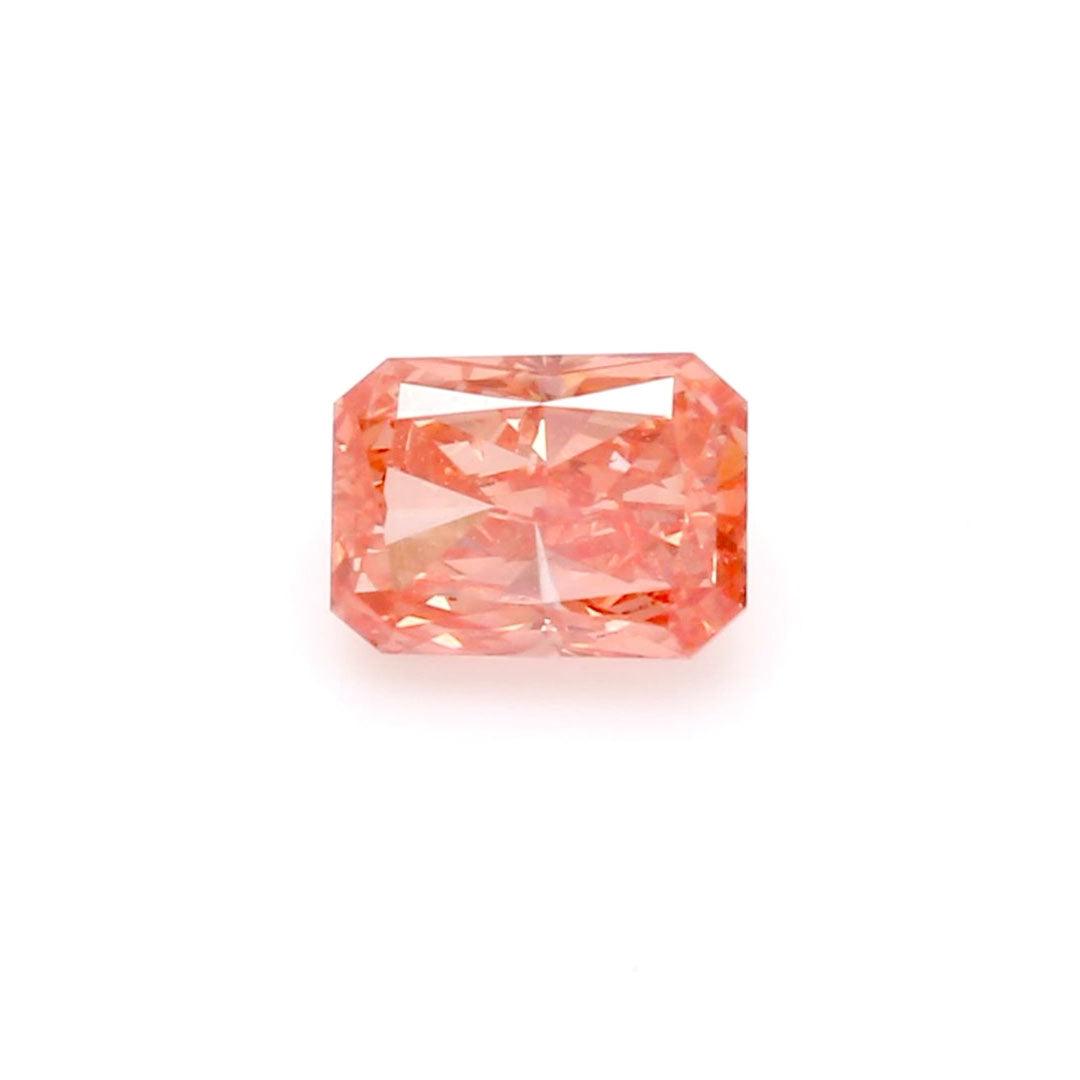 Loose 0.74 Carat Deep Pink I1 IGI Certified Lab Grown Radiant Diamonds
